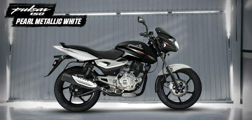 تصویر موتور Bajaj Pulsar 150